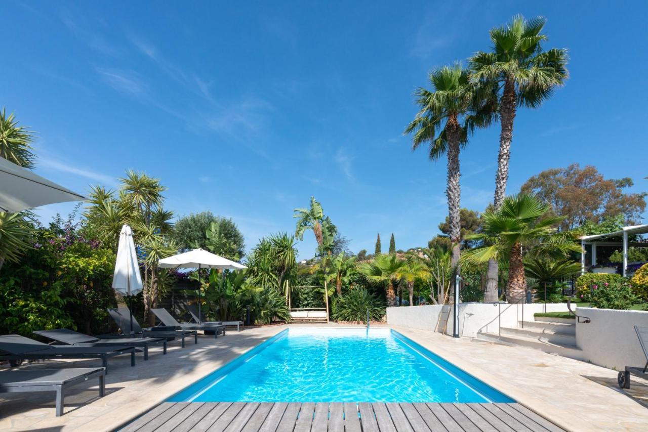 Hotel La Quietude Ле Исамбр Екстериор снимка