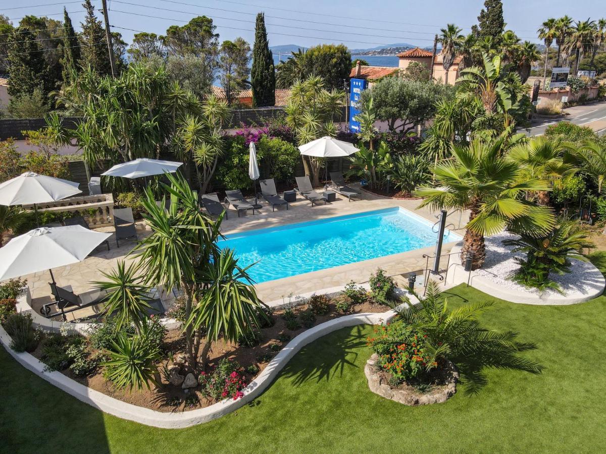 Hotel La Quietude Ле Исамбр Екстериор снимка