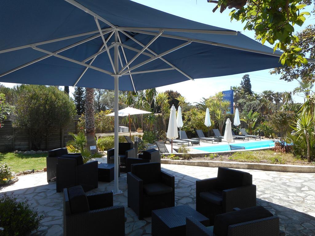 Hotel La Quietude Ле Исамбр Екстериор снимка