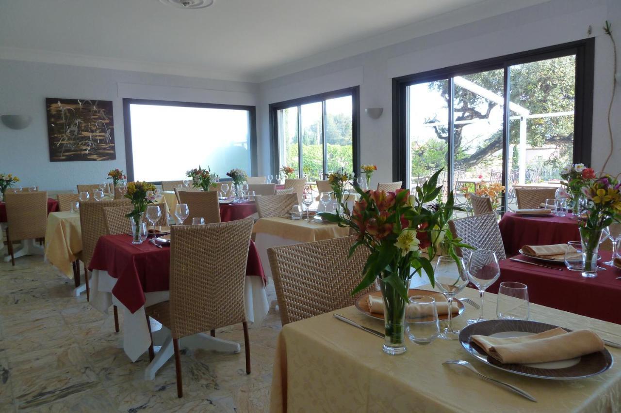 Hotel La Quietude Ле Исамбр Екстериор снимка